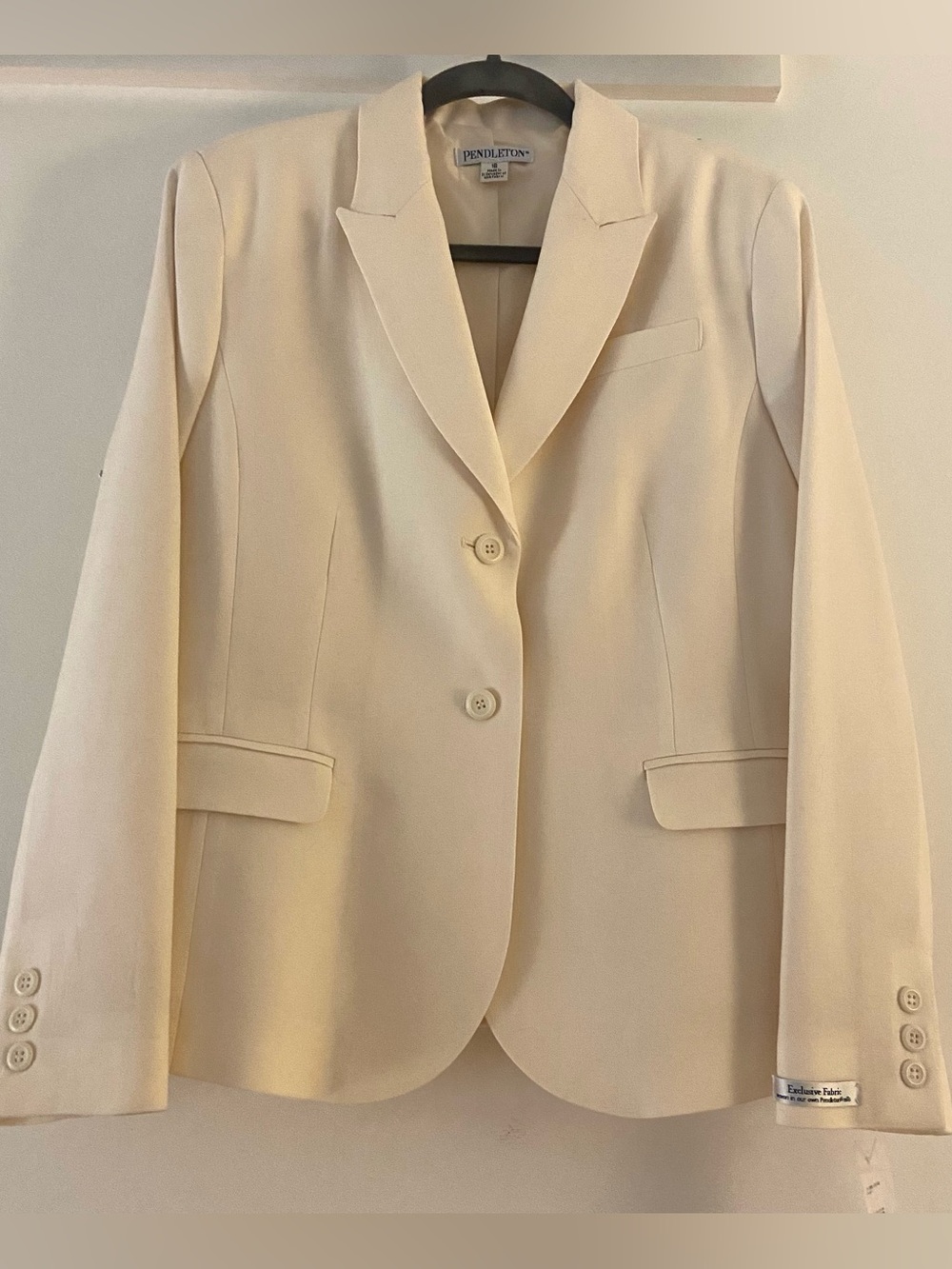 NWT Pendleton Blazer Size 16 Cream Wool Two Button Classic Career Office Preppy
